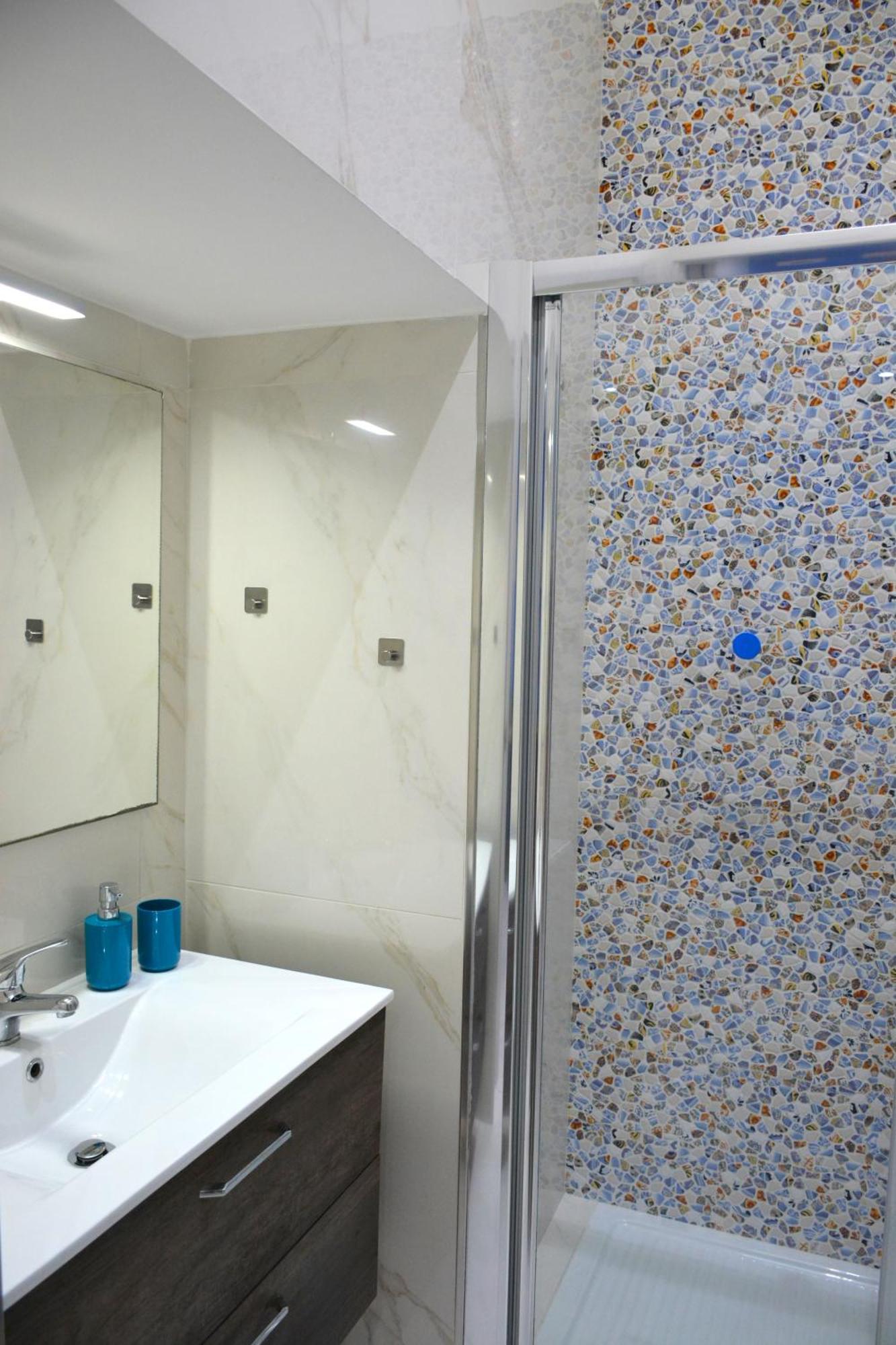 Casa Chloe - Vicino Al Porto E Basilica San Nicola Lejlighed Bari Eksteriør billede